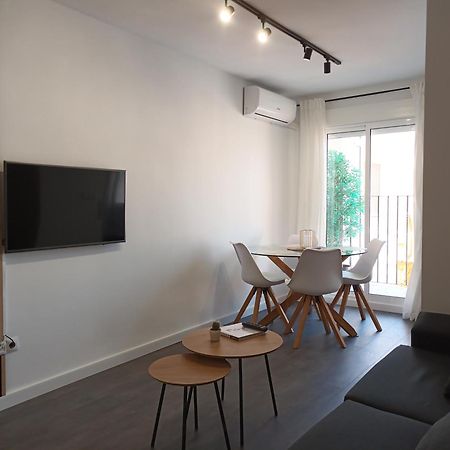 Apartamento Vacacional Cuarteles Málaga Eksteriør billede