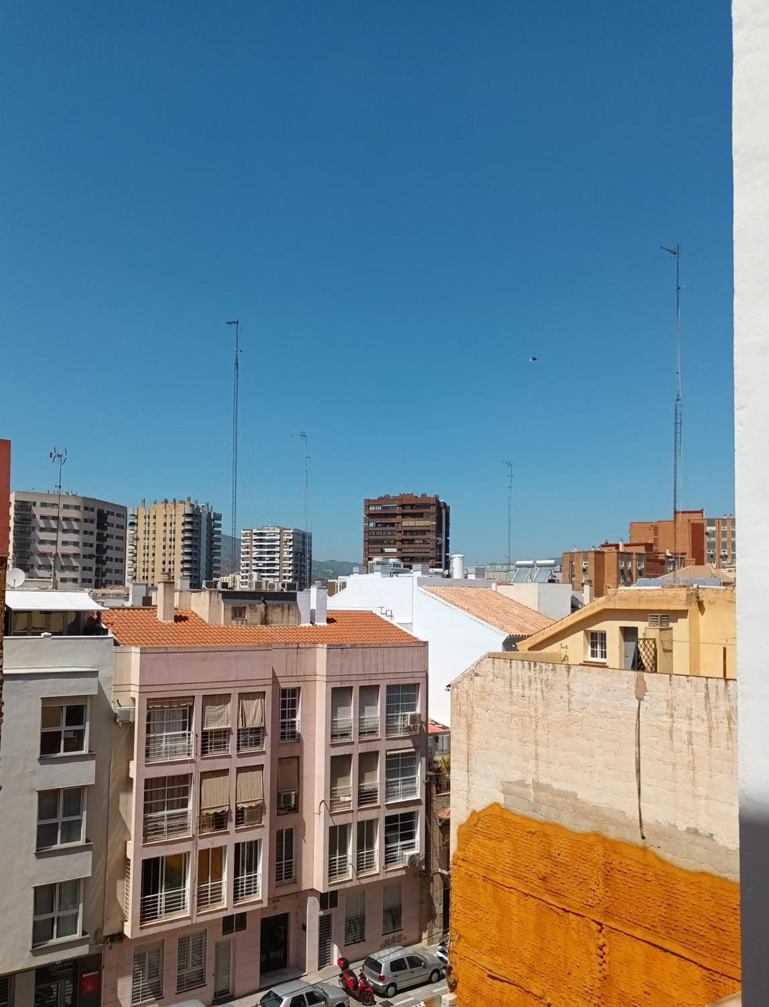 Apartamento Vacacional Cuarteles Málaga Eksteriør billede