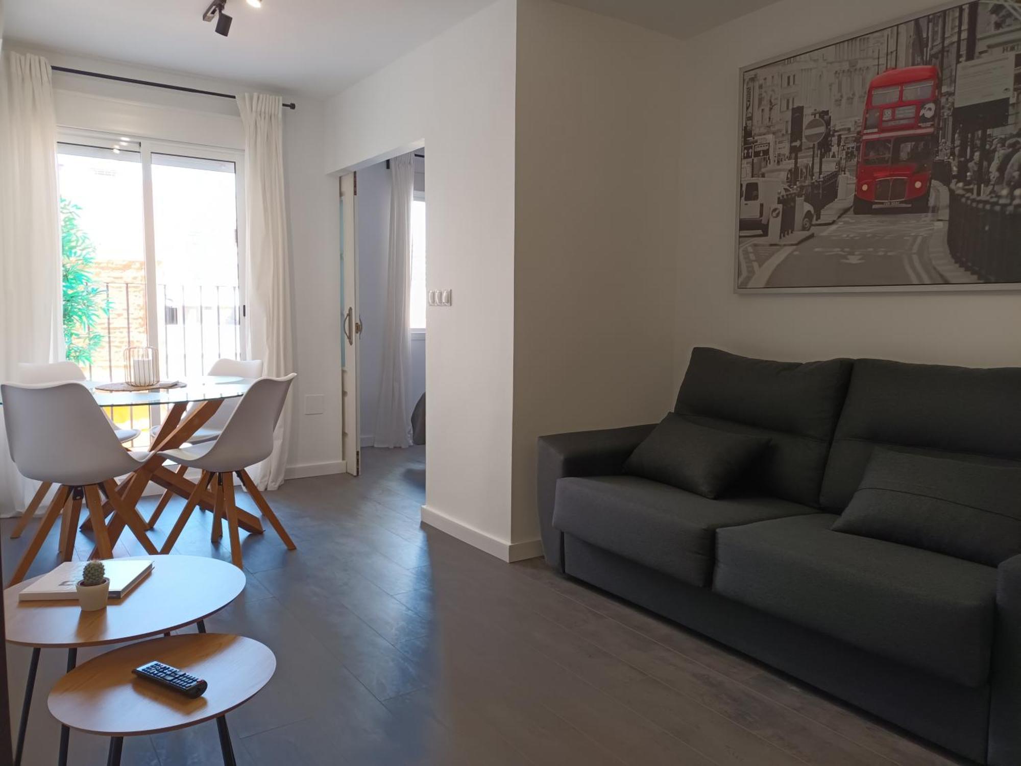 Apartamento Vacacional Cuarteles Málaga Eksteriør billede