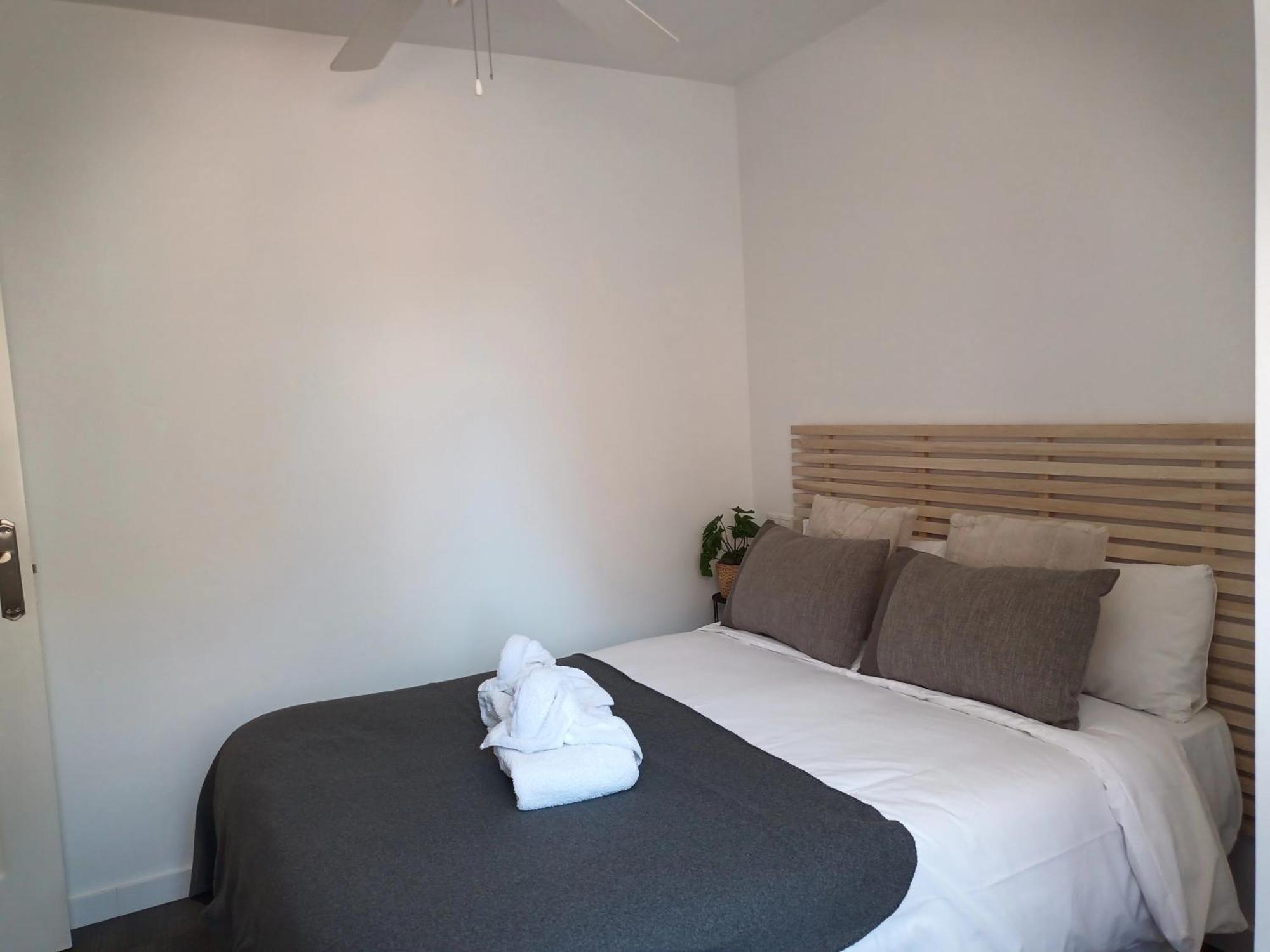 Apartamento Vacacional Cuarteles Málaga Eksteriør billede